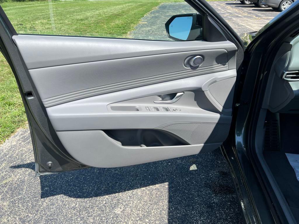 new 2025 Hyundai Elantra car, priced at $20,837
