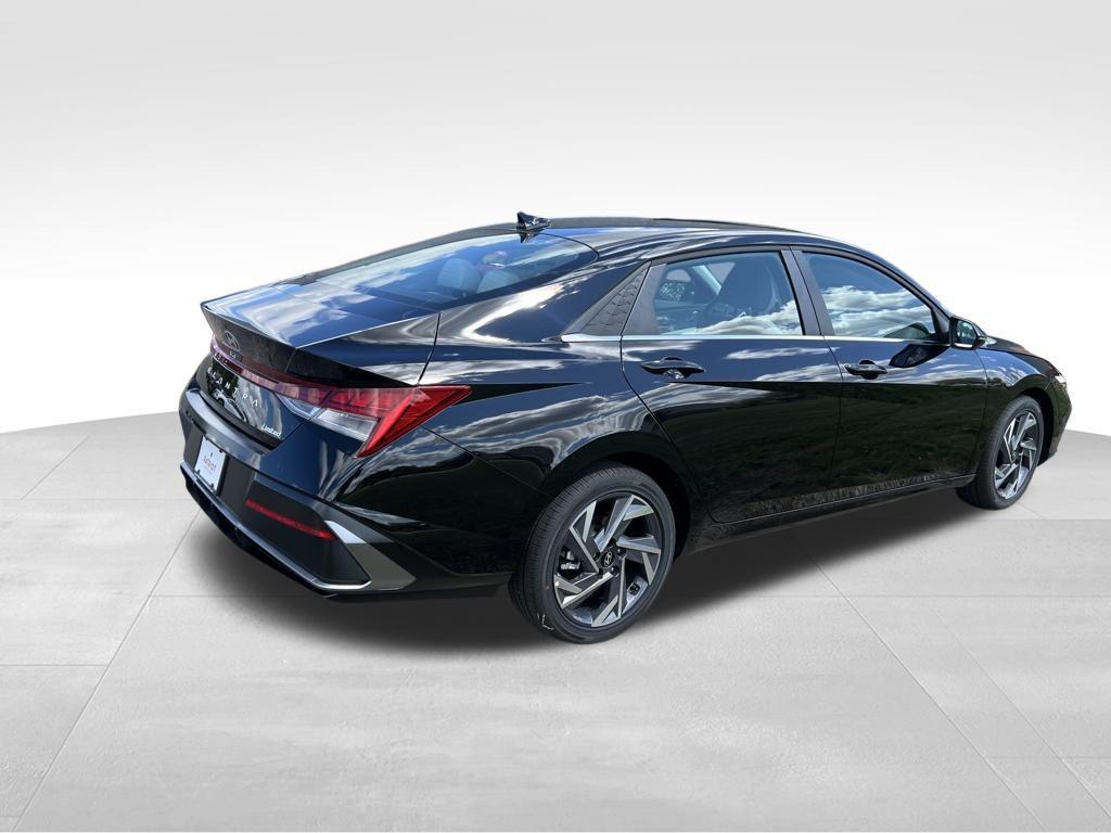 new 2025 Hyundai Elantra car, priced at $23,788