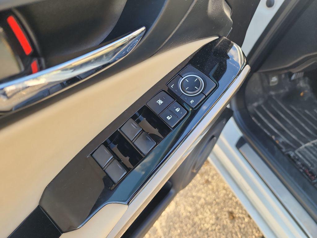 used 2016 Lexus IS 300 car, priced at $18,926