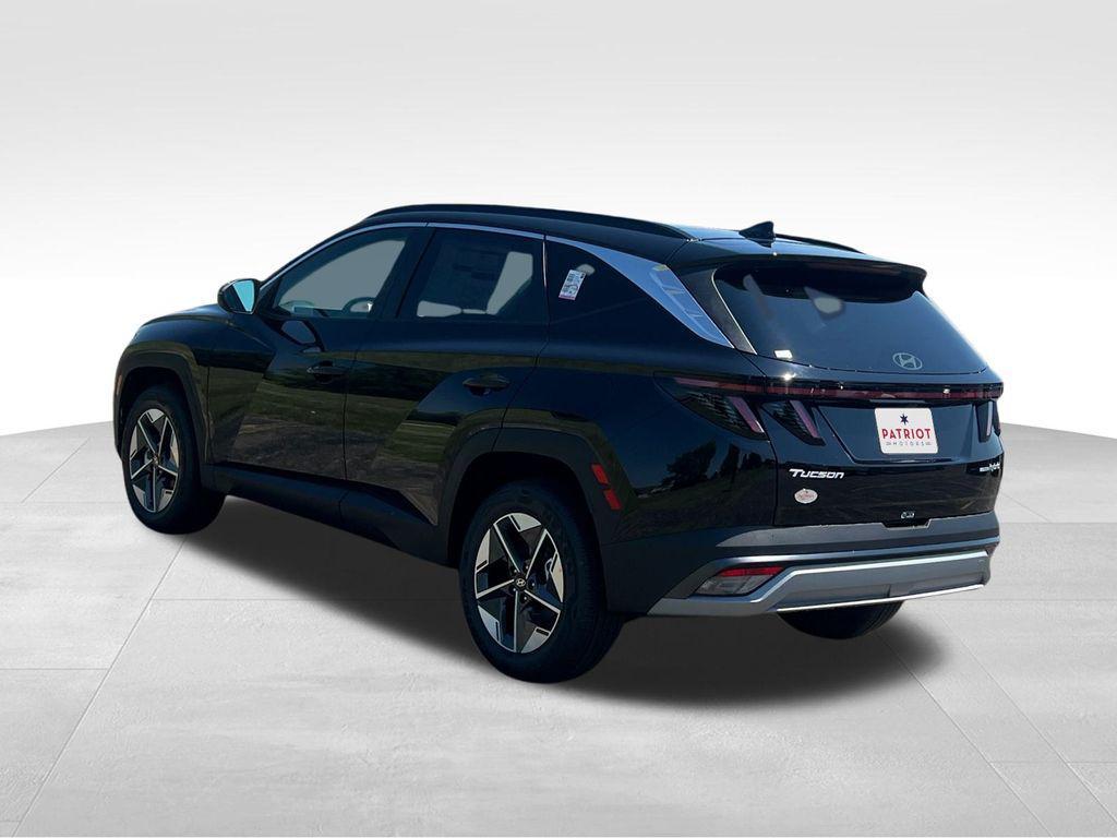 new 2025 Hyundai TUCSON Hybrid car, priced at $32,600