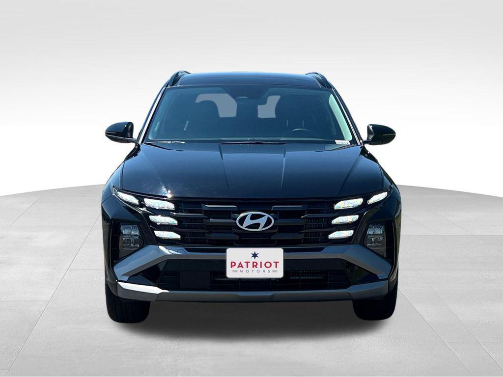 new 2025 Hyundai TUCSON Hybrid car, priced at $32,600