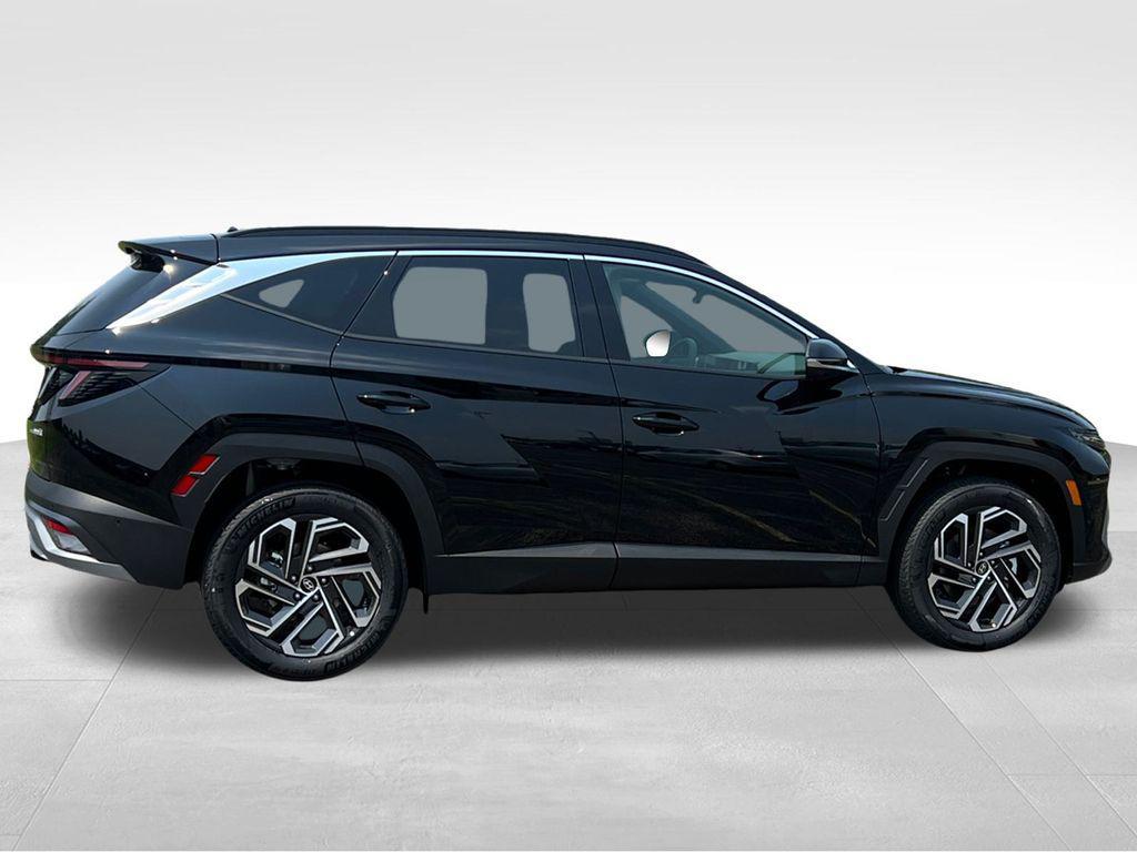 new 2025 Hyundai TUCSON Hybrid car, priced at $36,662