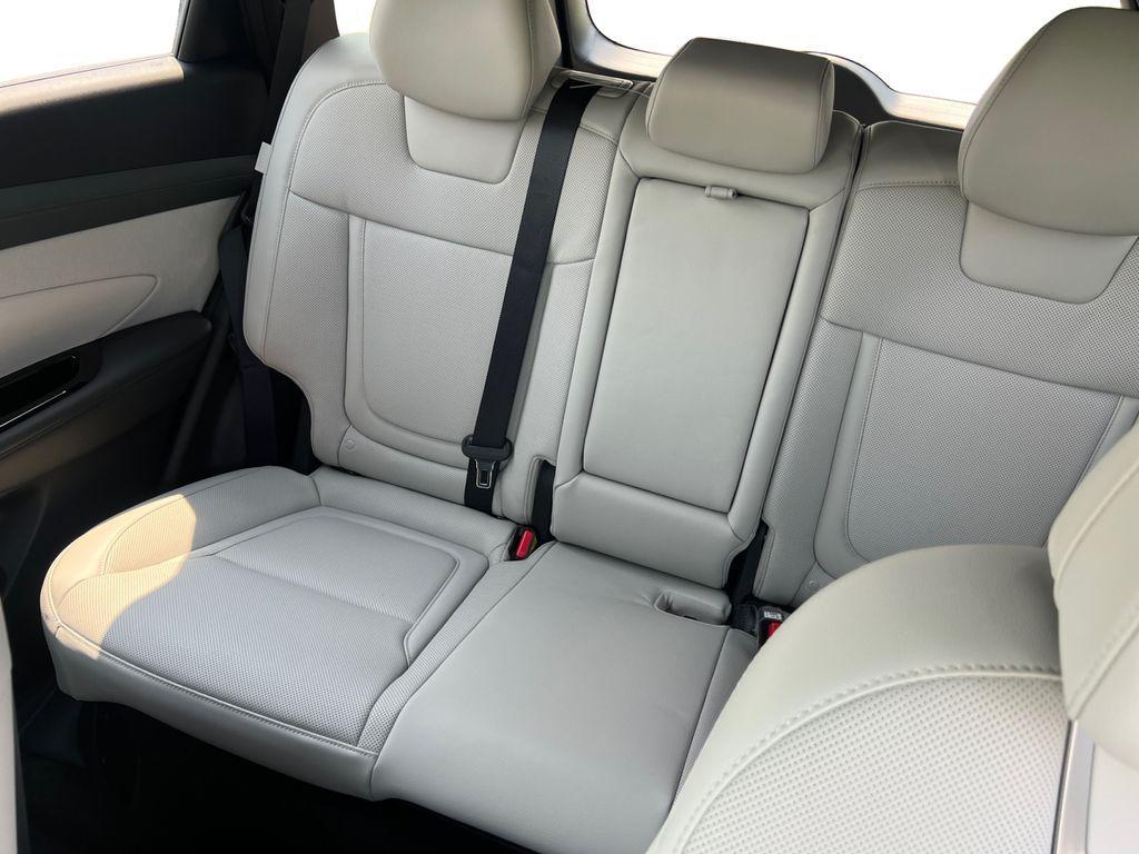 new 2025 Hyundai TUCSON Hybrid car, priced at $36,662