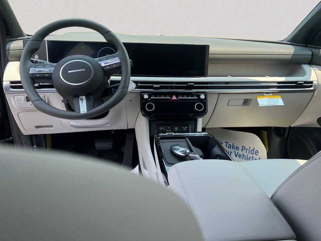 new 2025 Hyundai TUCSON Hybrid car, priced at $36,662