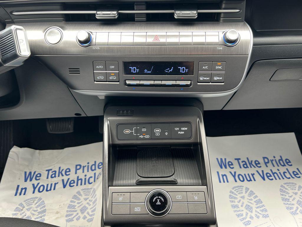 new 2025 Hyundai Kona car, priced at $26,771