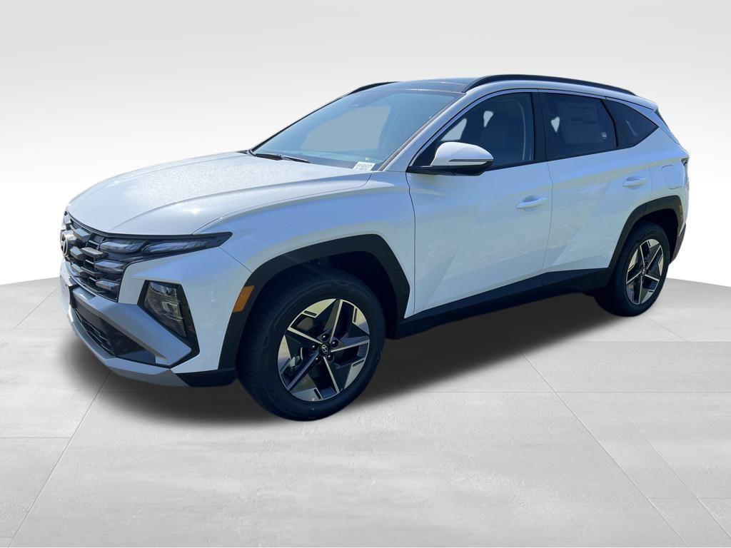 new 2025 Hyundai TUCSON Hybrid car, priced at $33,020