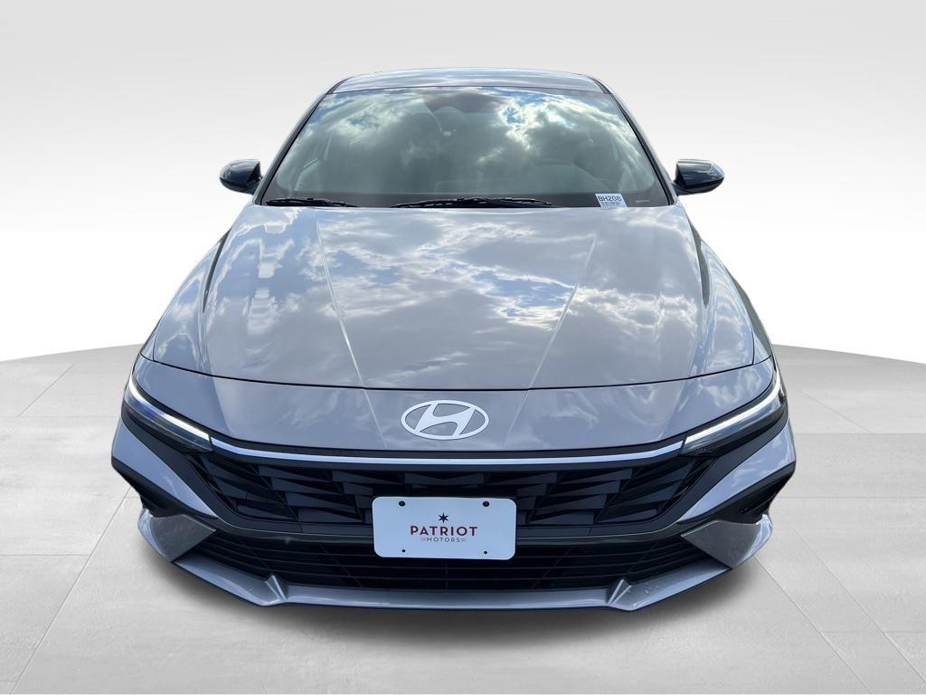 new 2025 Hyundai Elantra car, priced at $20,850
