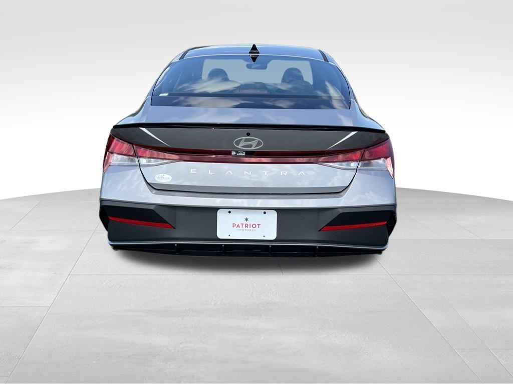 new 2025 Hyundai Elantra car, priced at $20,850