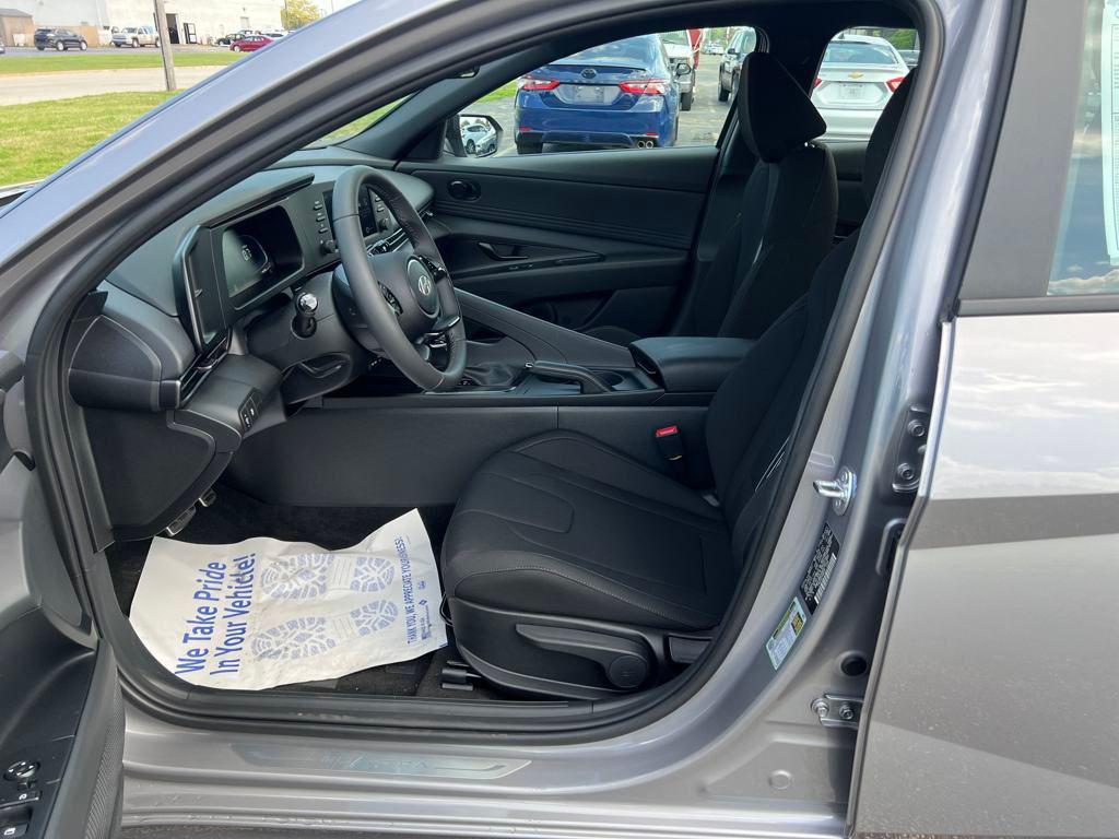 new 2025 Hyundai Elantra car, priced at $20,850