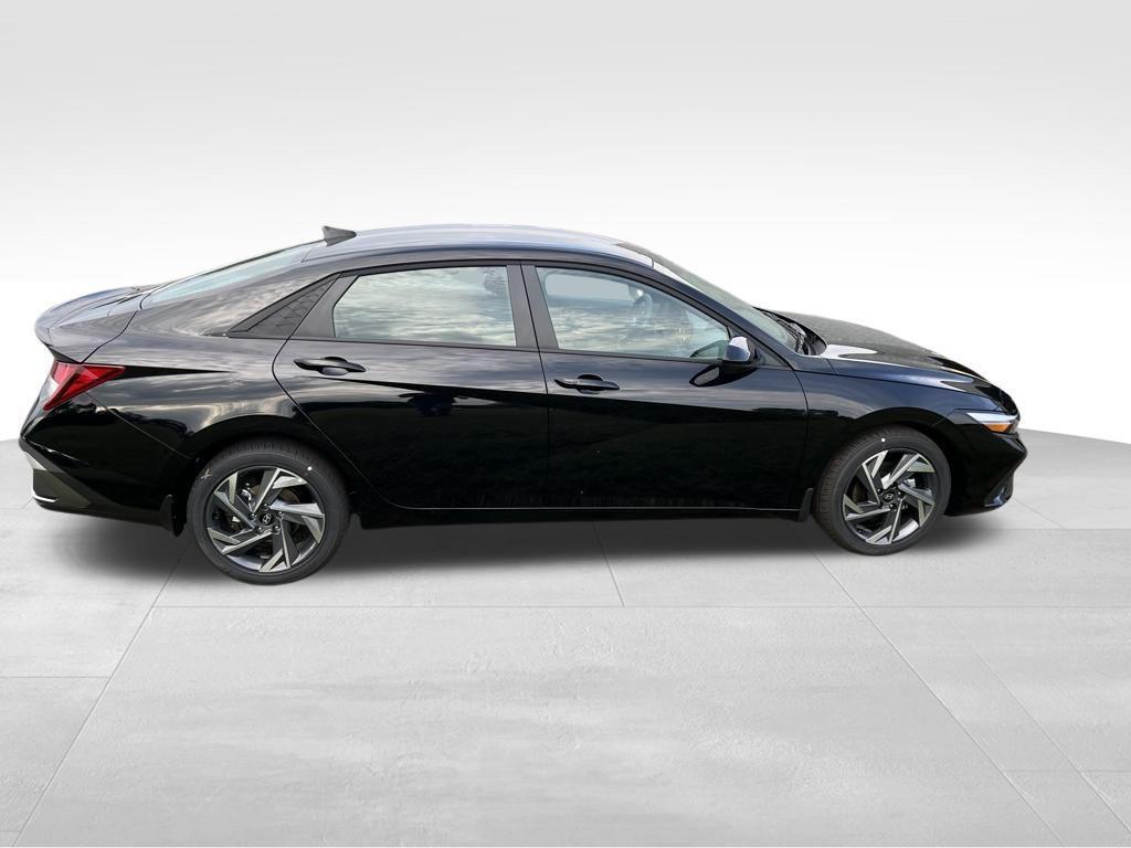 new 2025 Hyundai Elantra car, priced at $20,837