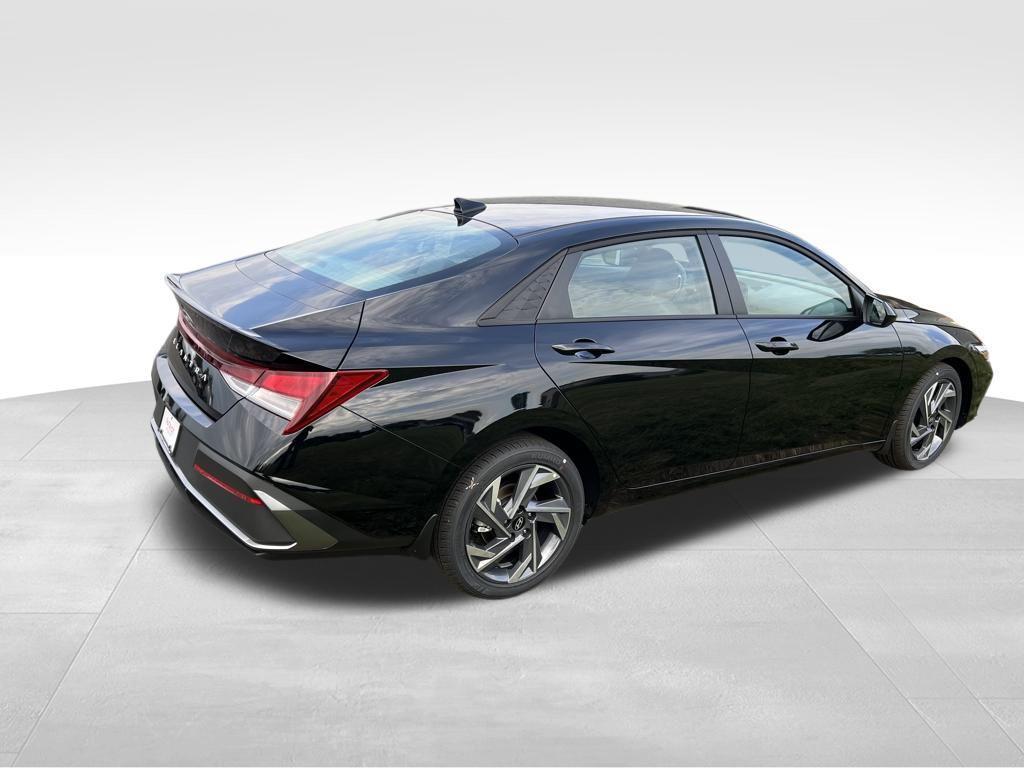 new 2025 Hyundai Elantra car, priced at $20,837