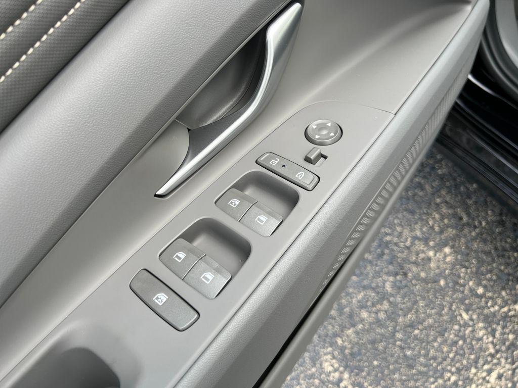 new 2025 Hyundai Elantra car, priced at $20,837