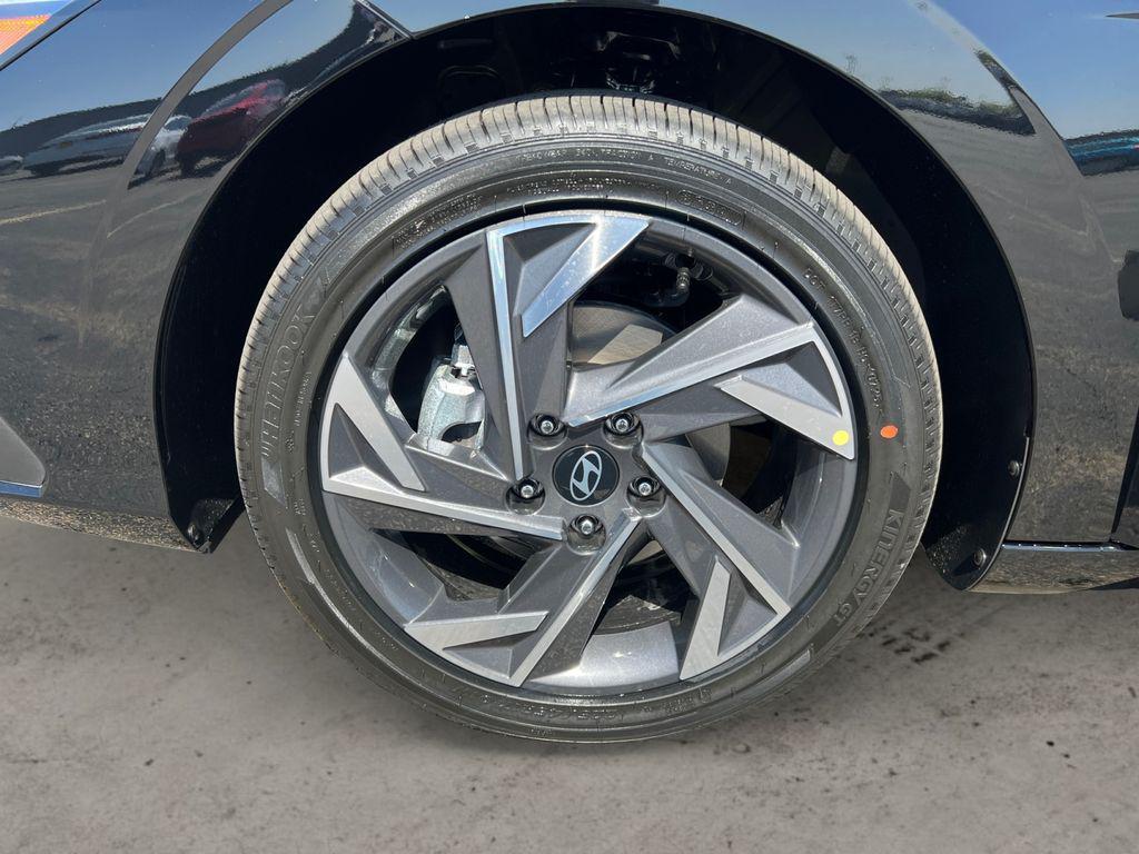 new 2025 Hyundai ELANTRA HEV car, priced at $24,244