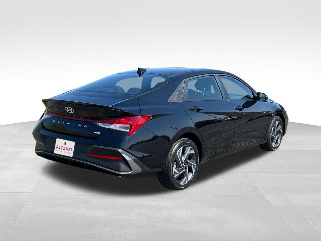 new 2025 Hyundai ELANTRA HEV car, priced at $24,244