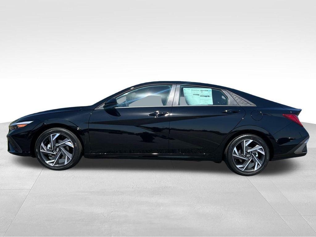 new 2025 Hyundai ELANTRA HEV car, priced at $24,244