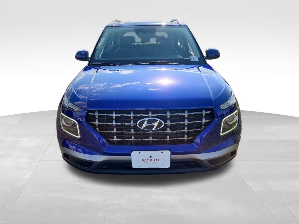 new 2025 Hyundai Venue car, priced at $22,394