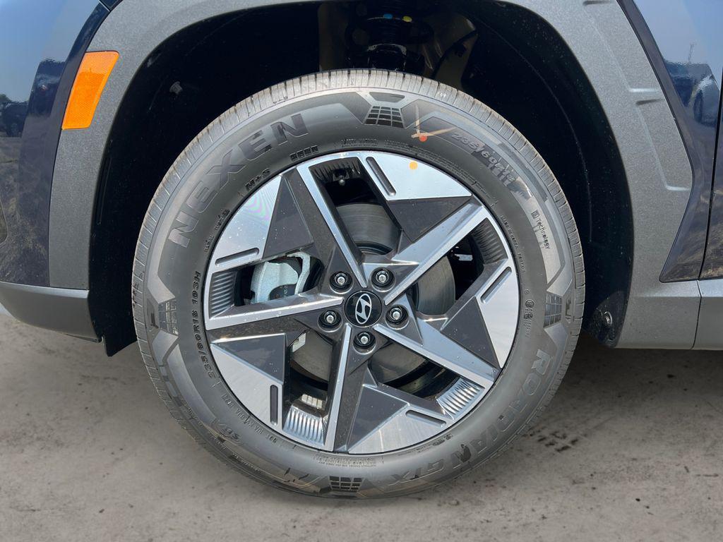 new 2025 Hyundai TUCSON Hybrid car, priced at $32,600