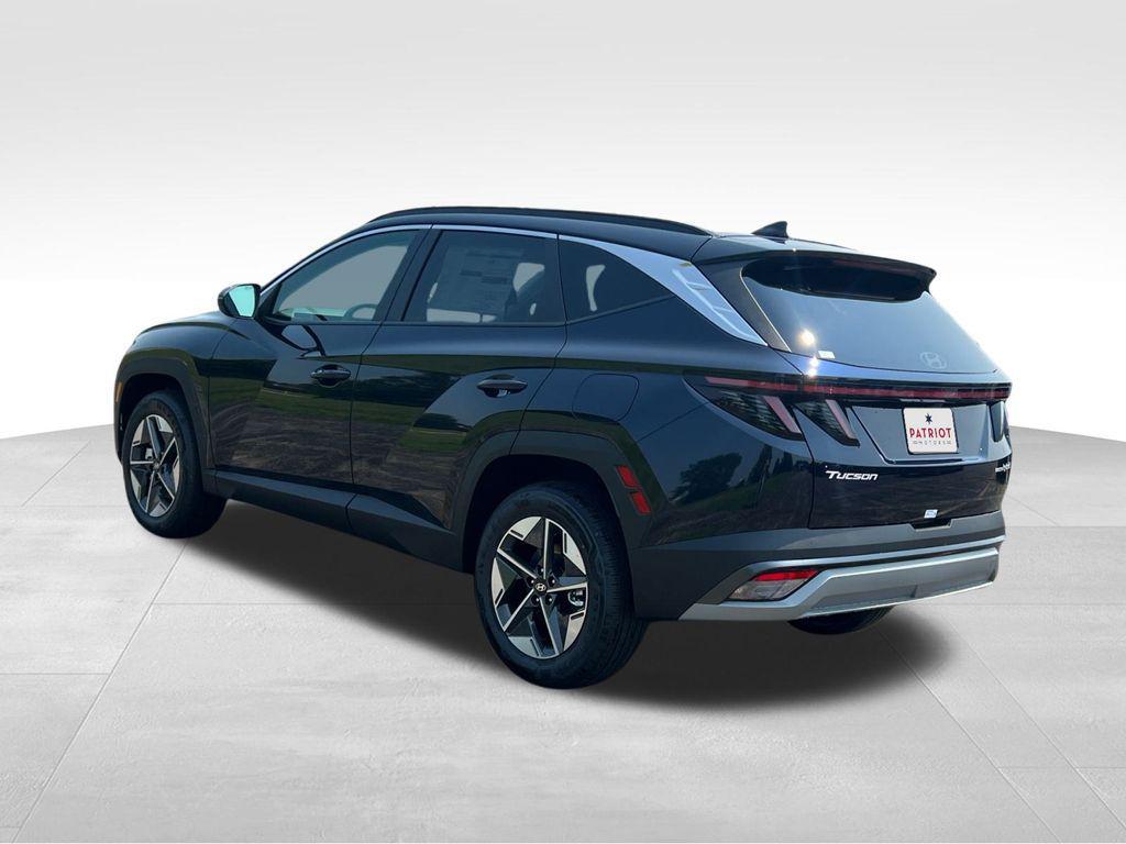 new 2025 Hyundai TUCSON Hybrid car, priced at $32,600