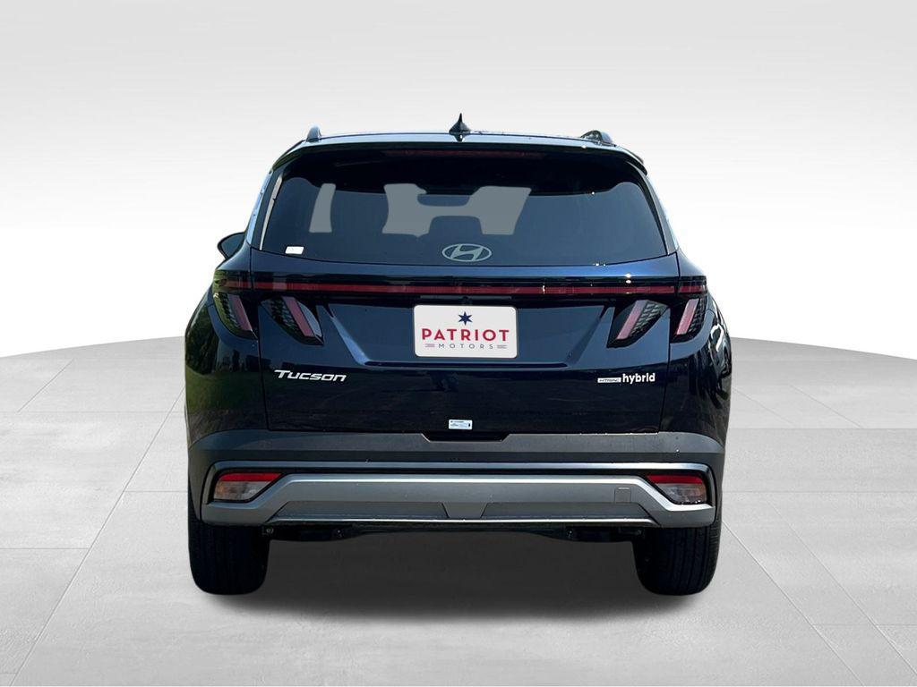 new 2025 Hyundai TUCSON Hybrid car, priced at $32,600