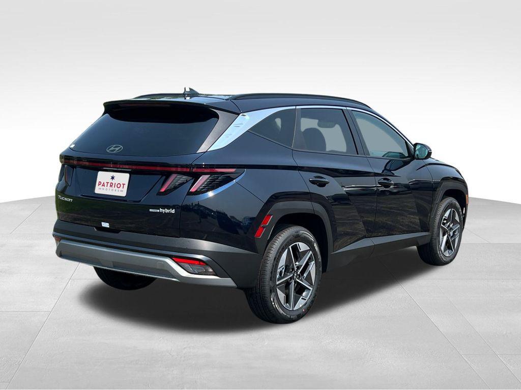 new 2025 Hyundai TUCSON Hybrid car, priced at $32,600