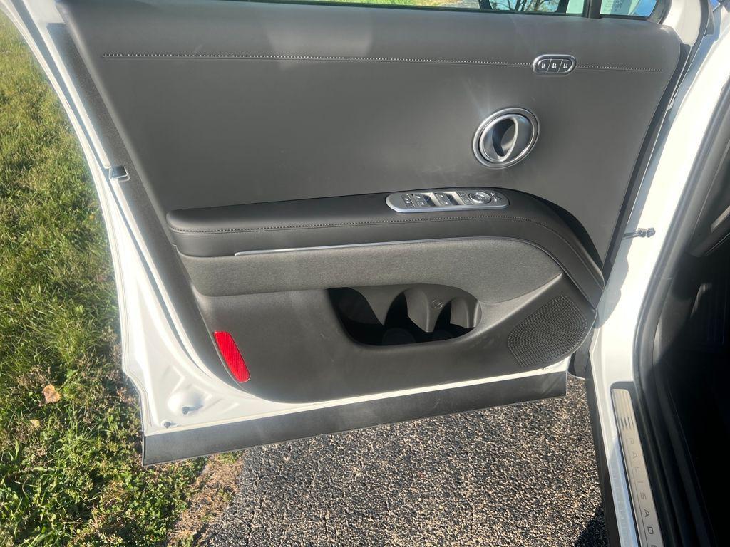 new 2026 Hyundai Palisade Hybrid car, priced at $59,794