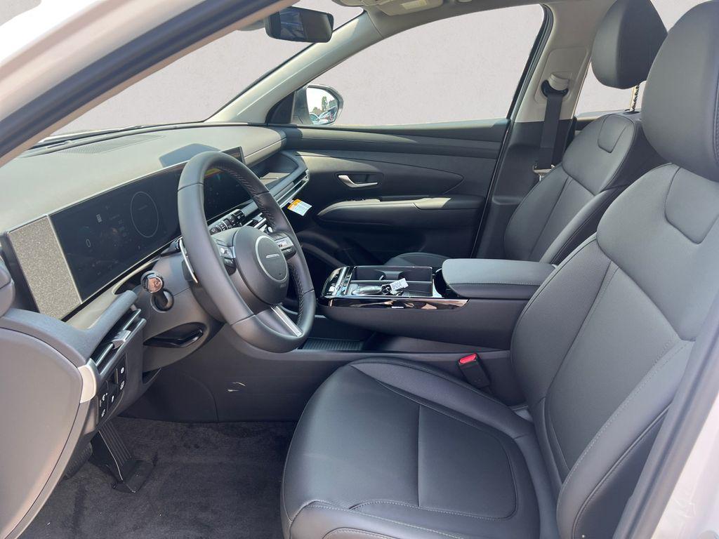 new 2025 Hyundai TUCSON Hybrid car, priced at $33,020