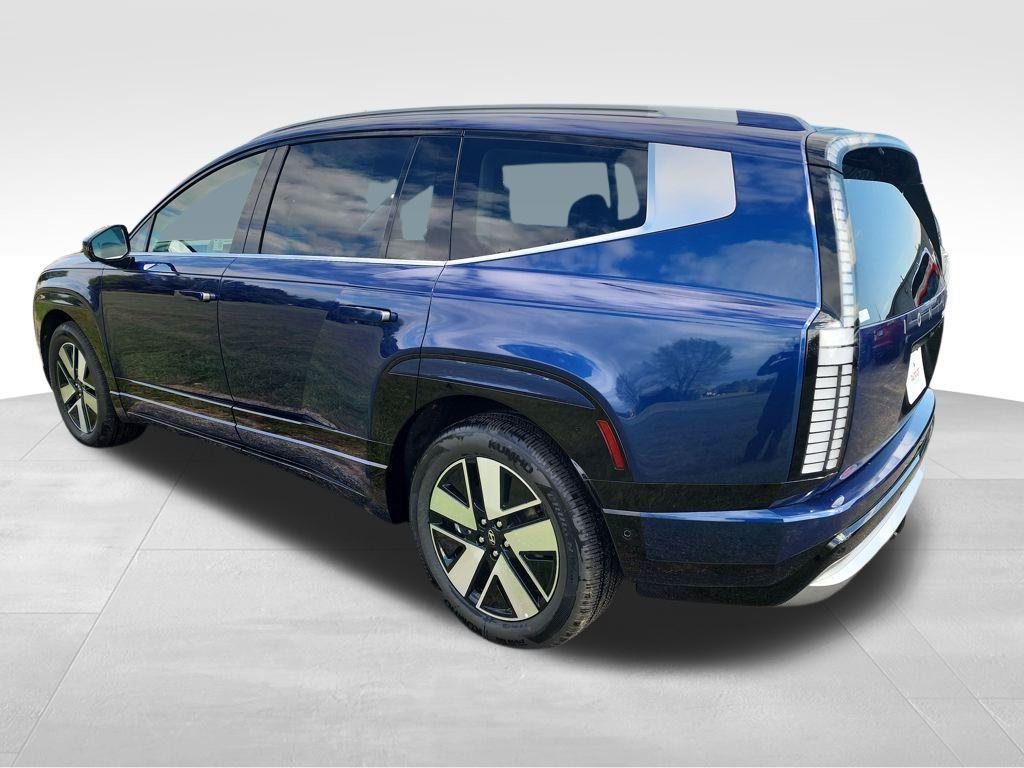 new 2026 Hyundai IONIQ 9 car, priced at $68,932