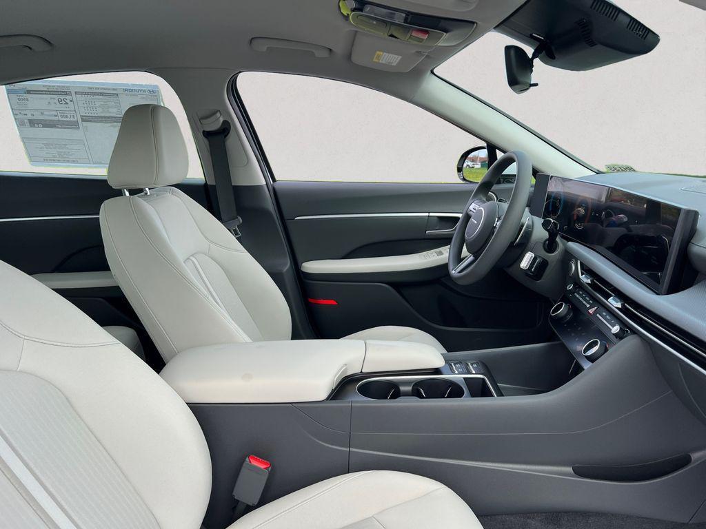 new 2025 Hyundai Sonata car, priced at $25,174