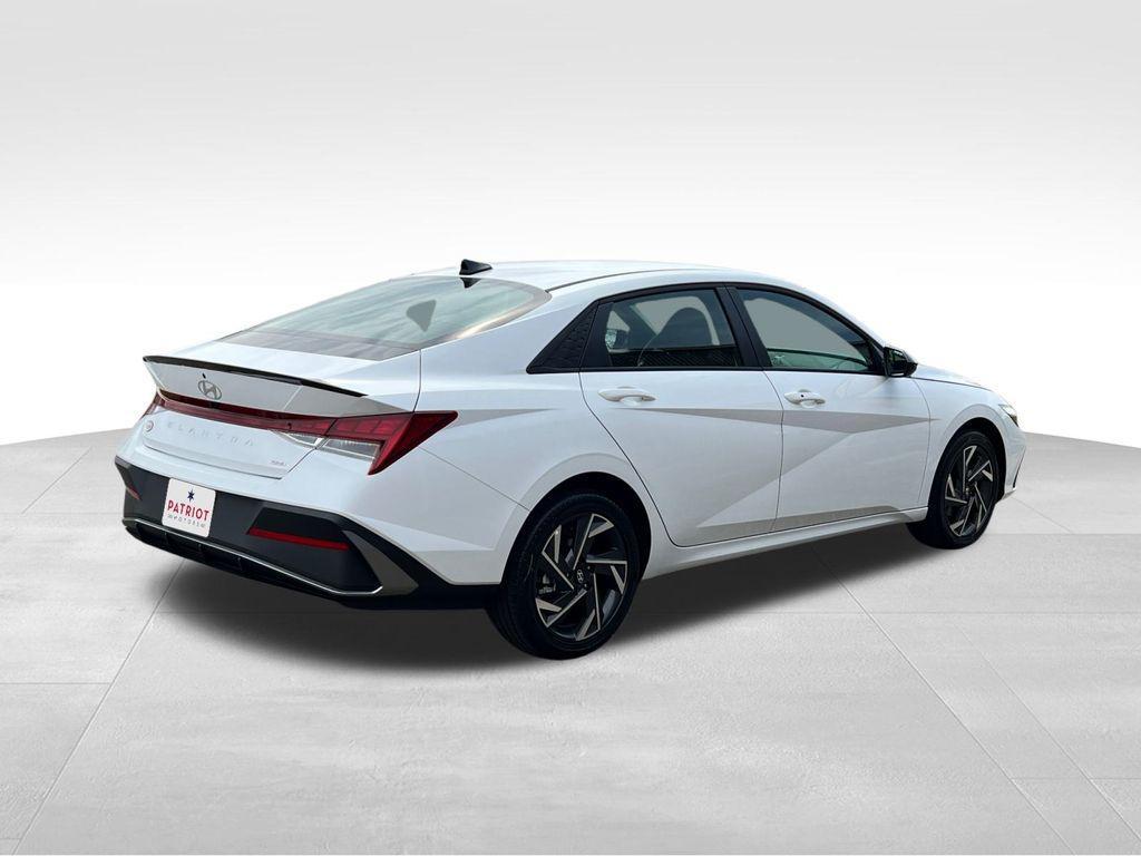 new 2025 Hyundai ELANTRA HEV car, priced at $24,663