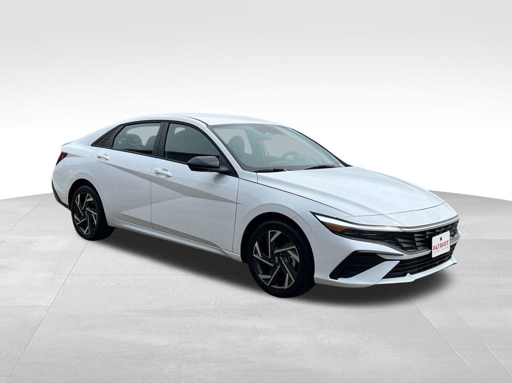 new 2025 Hyundai ELANTRA HEV car, priced at $24,663
