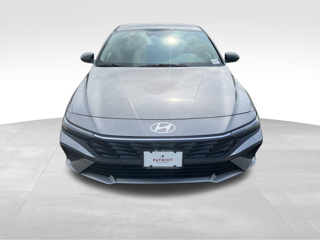 new 2025 Hyundai Elantra car, priced at $20,850