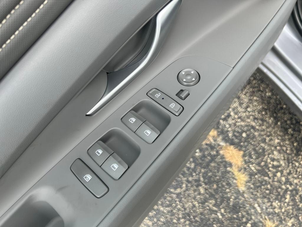 new 2025 Hyundai Elantra car, priced at $20,850