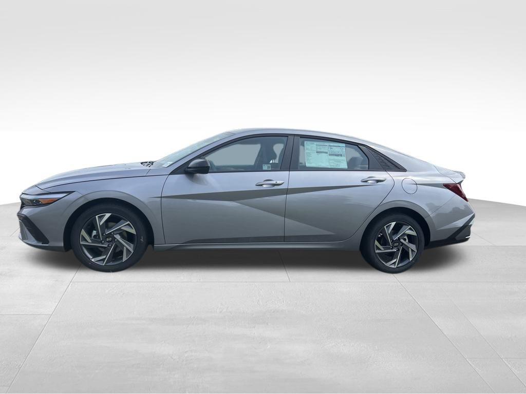 new 2025 Hyundai Elantra car, priced at $20,850