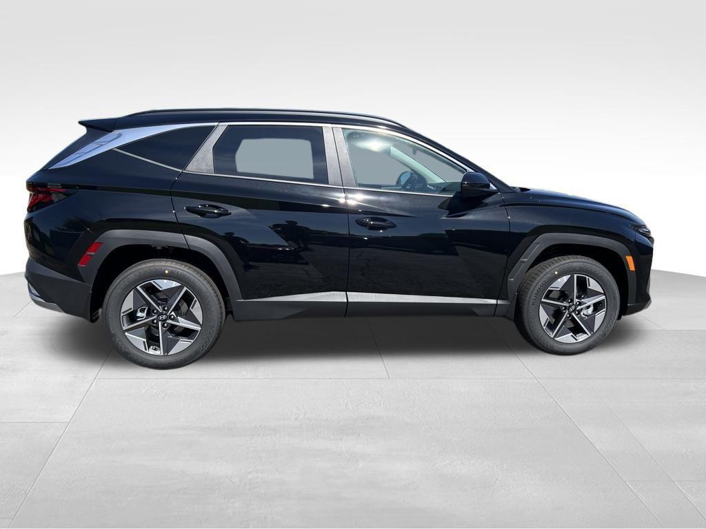 new 2026 Hyundai Tucson car, priced at $33,925