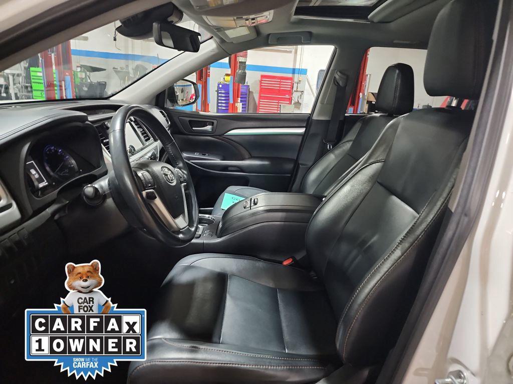 used 2017 Toyota Highlander Hybrid car, priced at $22,995
