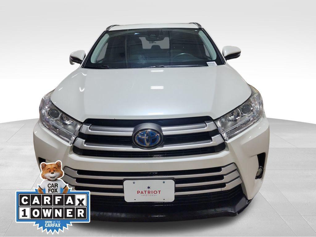 used 2017 Toyota Highlander Hybrid car, priced at $22,995