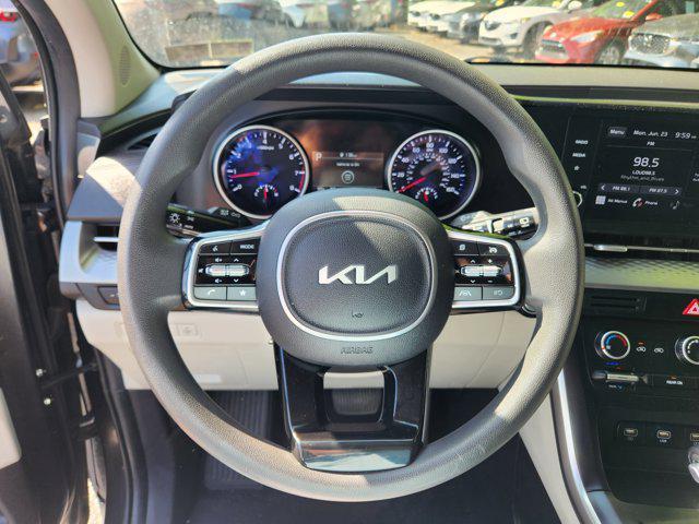 used 2022 Kia Carnival car, priced at $22,234