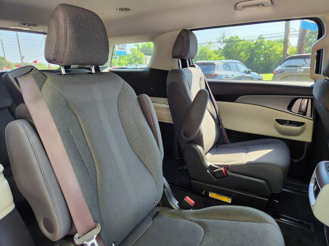 used 2022 Kia Carnival car, priced at $22,234