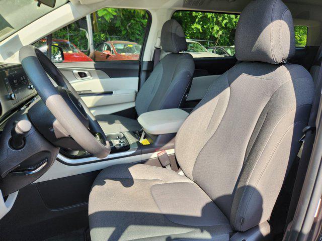 used 2022 Kia Carnival car, priced at $22,234