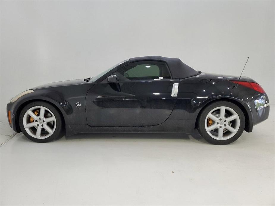 used 2005 Nissan 350Z car, priced at $11,725