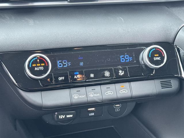 new 2025 Hyundai ELANTRA HEV car, priced at $26,560