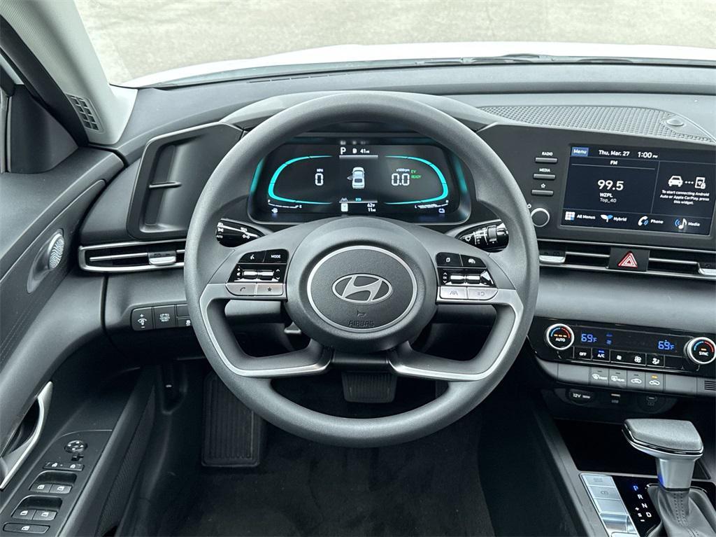 new 2025 Hyundai ELANTRA HEV car, priced at $22,560