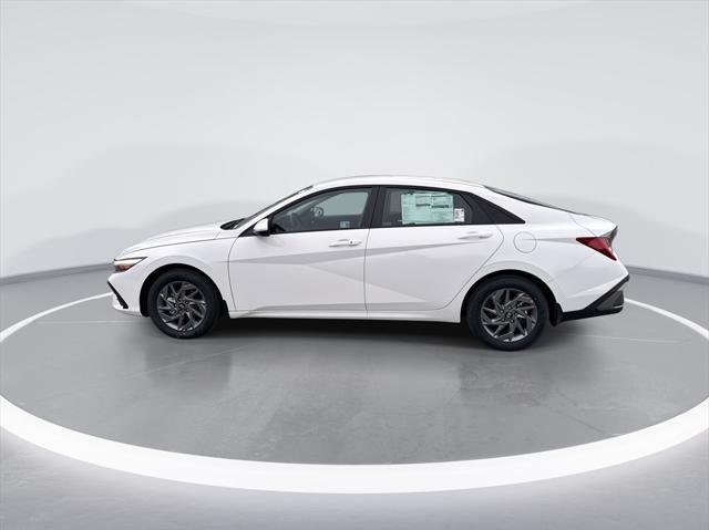 new 2025 Hyundai ELANTRA HEV car, priced at $26,560