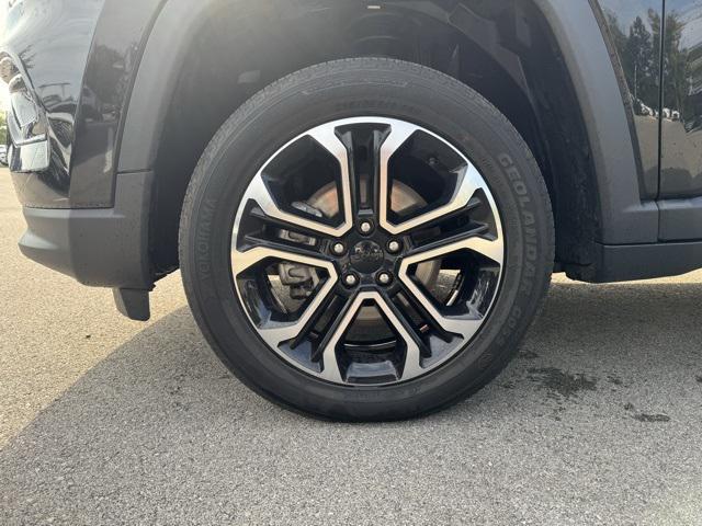 used 2022 Jeep Compass car, priced at $21,994