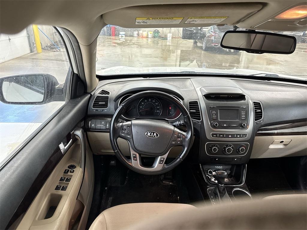 used 2015 Kia Sorento car, priced at $7,994