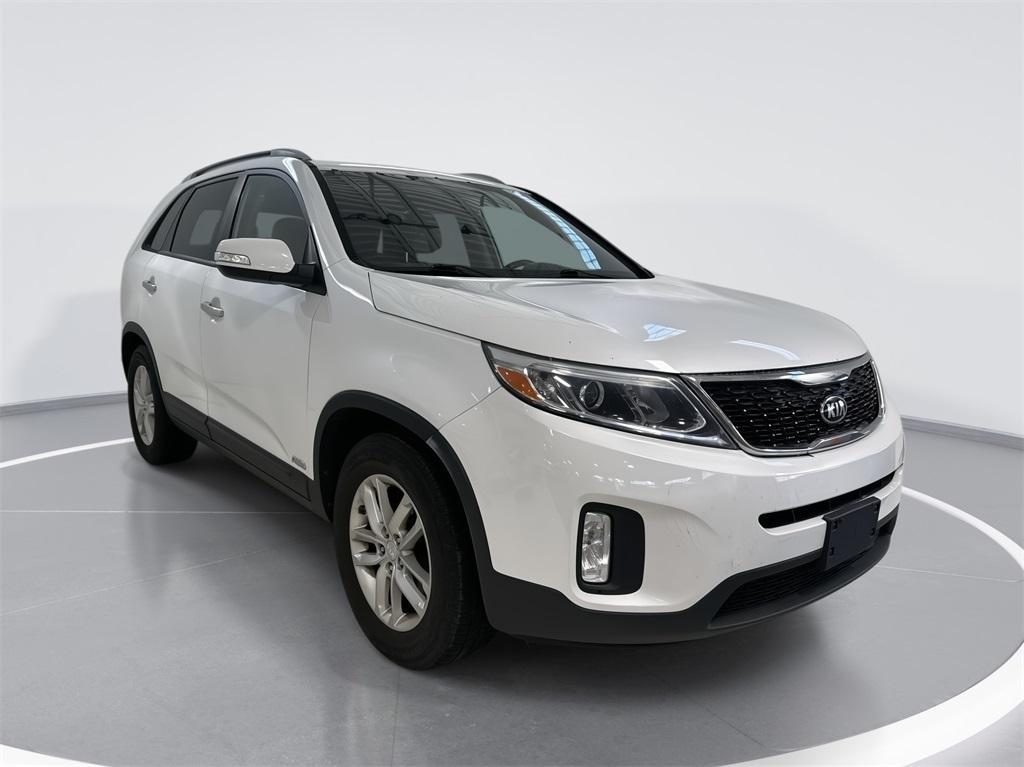 used 2015 Kia Sorento car, priced at $7,994