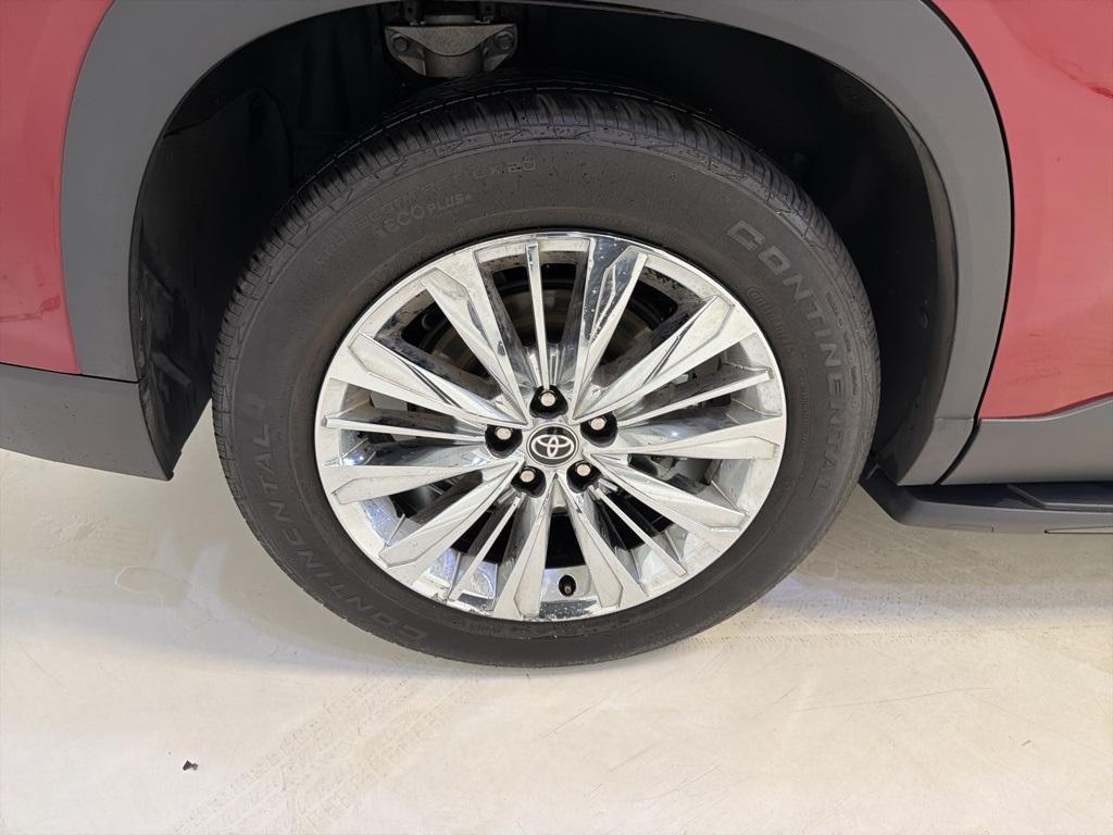 used 2024 Toyota Grand Highlander car, priced at $49,444
