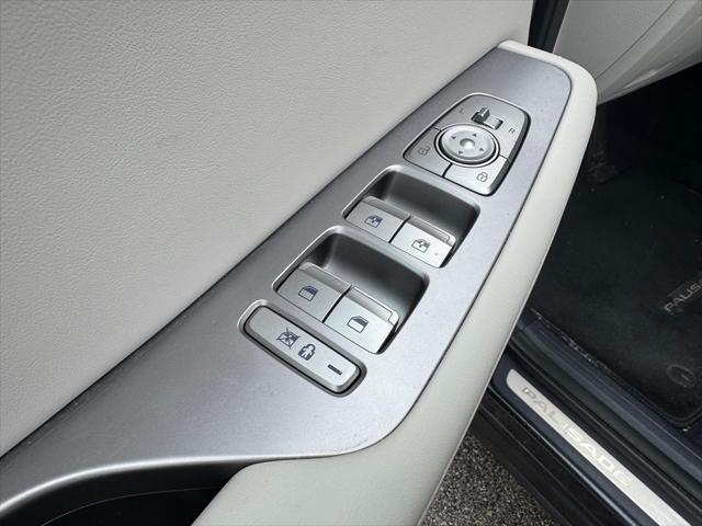 used 2025 Hyundai Palisade car, priced at $46,444