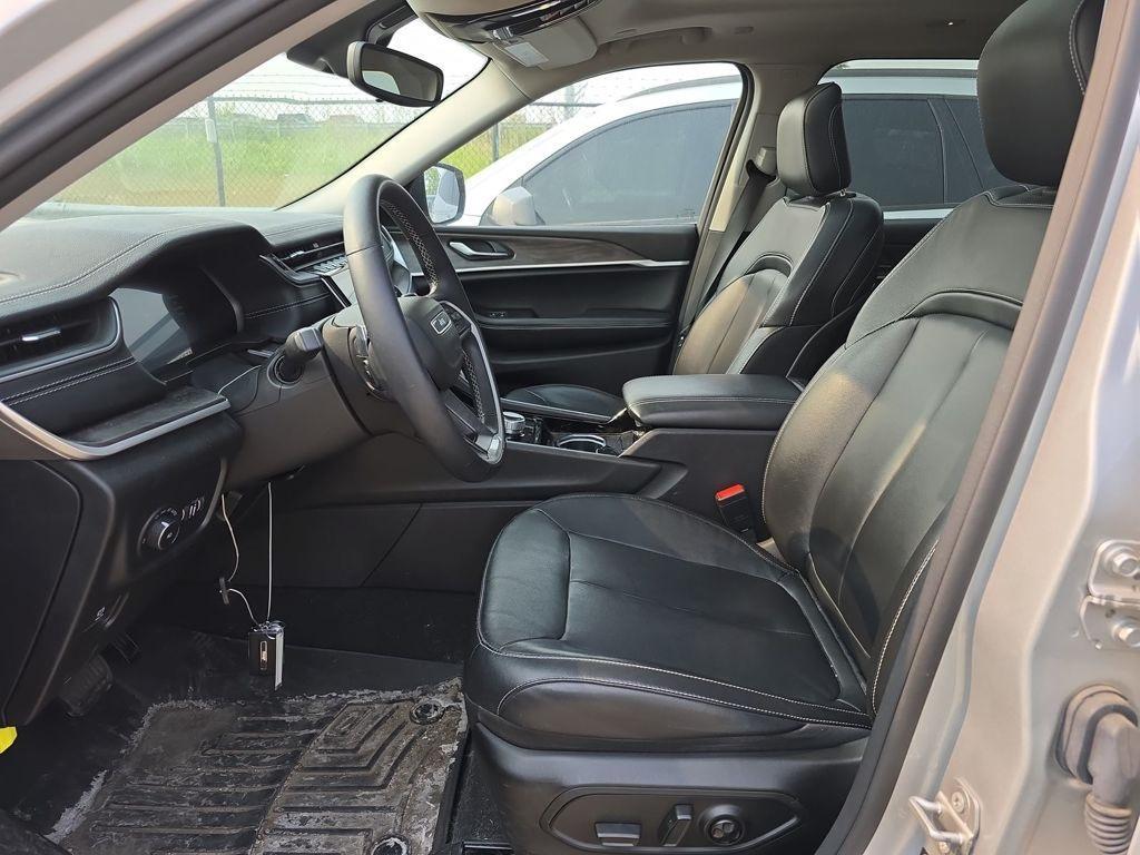 used 2022 Jeep Grand Cherokee L car, priced at $31,994