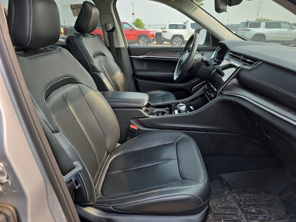 used 2022 Jeep Grand Cherokee L car, priced at $31,994